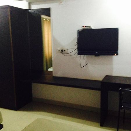 Aston Service Apartment Bangalore Dış mekan fotoğraf
